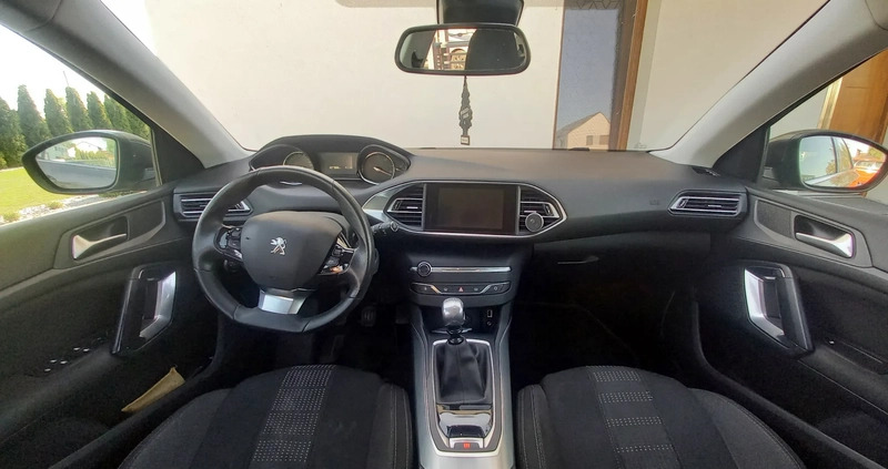 Peugeot 308 cena 33400 przebieg: 225000, rok produkcji 2014 z Gniezno małe 67